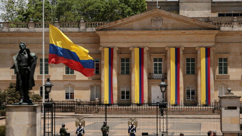 Colombia y el nuevo equilibrio global: Petro, soberanía y aislamiento thumbnail
