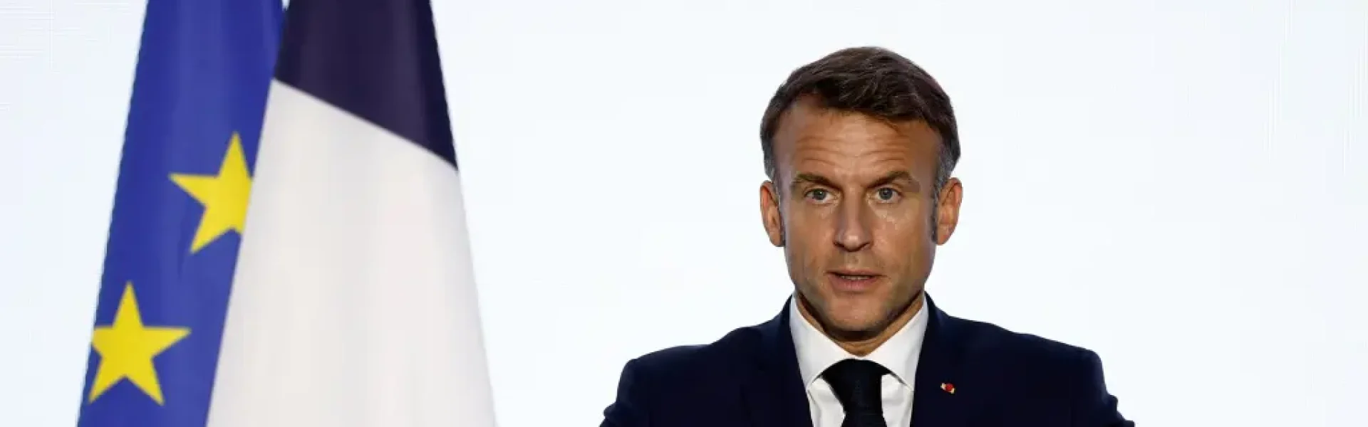 Francia se debilita: Estado en retirada y crisis política de autoridad thumbnail